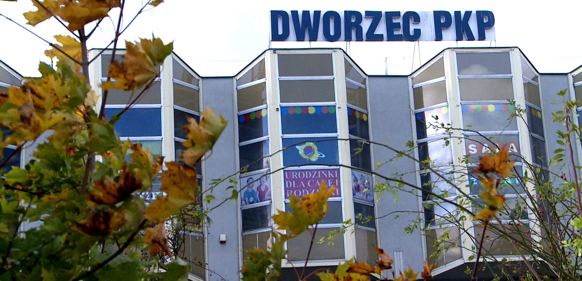 Kłody pod nogi