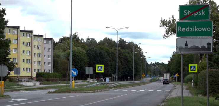 Modernizacja orlików w Redzikowie i Jezierzycach