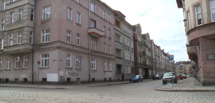 Pytanie o zadłużenie lokali komunalnych