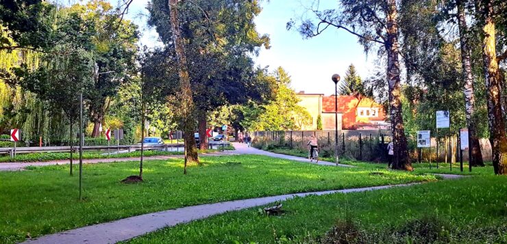 Uroczystość nadania skwerowi nad Słupią imienia Jana Ponulaka